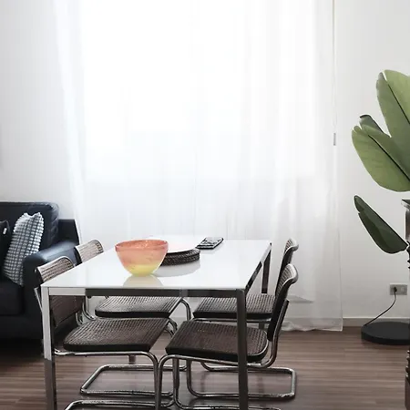 Comecasa Mini Grazioso Loft In Crocetta Apartamento *