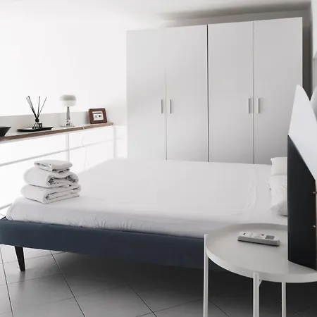 Comecasa Grazioso Loft In Crocetta Near Mangiagalli * Milánó