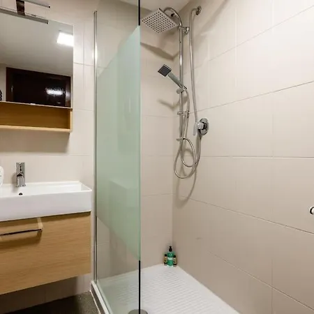 Ferrari - Ac -wifi - Flexyrent Apartment *