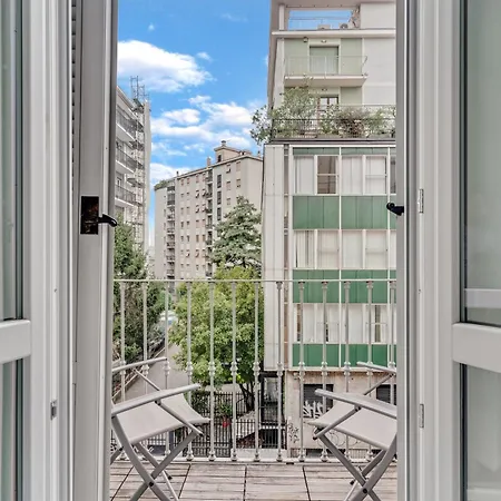 Apartment Cav4 - In The Heart Of - *