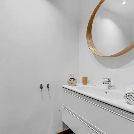 Ven54 -loreto - Duomo- Modern - - Bright *