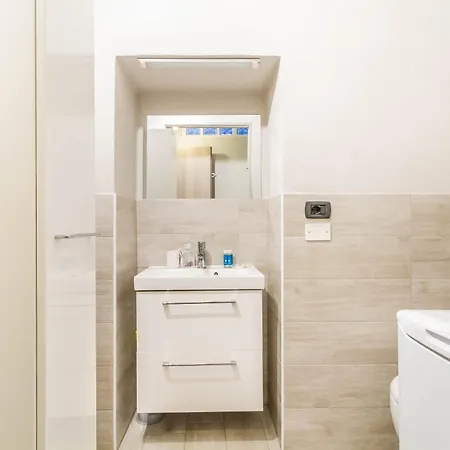 Domusmi Leoncavallo-43 * Milan