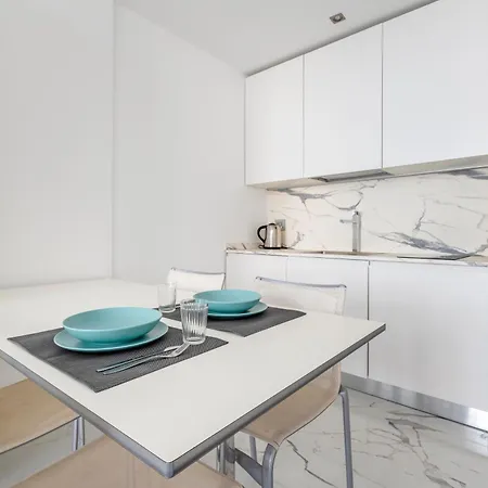 Apartman Cozy Modern Loft Few Steps From Duomo Milánó