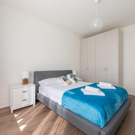 Santa Sofia House - Duomo * Милан