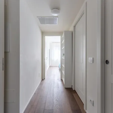 Santa Sofia House - Duomo Апартаменты *