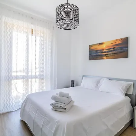 Domusmi Benedetto Marcello-28 Апартаменты