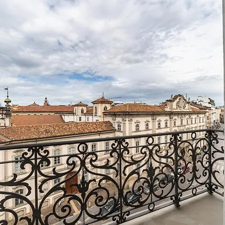 Guesthost - Magenta Long Let Apts