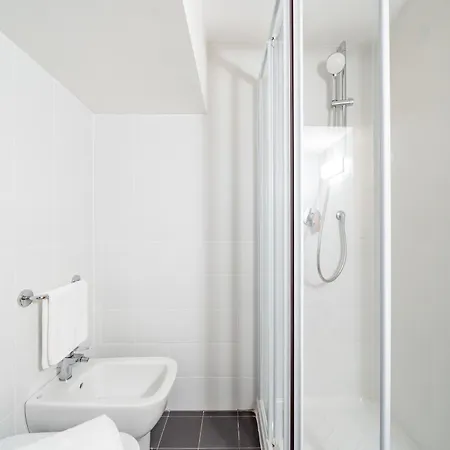 Guesthost - Magenta Long Let Apts 米兰