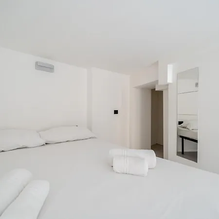 Guesthost - Magenta Long Let Apts *