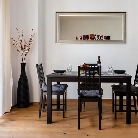 Luxury In Quadrilatero Della Moda - Brera Moscova Duomo Appartement