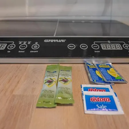 Singola Con Ac, Tv, Wi-fi E Cucina فندق ميلان