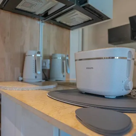فندق Singola Con Ac, Tv, Wi-fi E Cucina