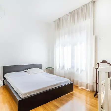 Domusmi Gozzano-4 * Milano