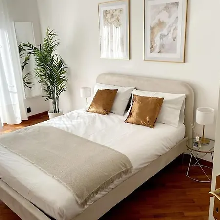 Amazing Flat With Terrace Apartment *