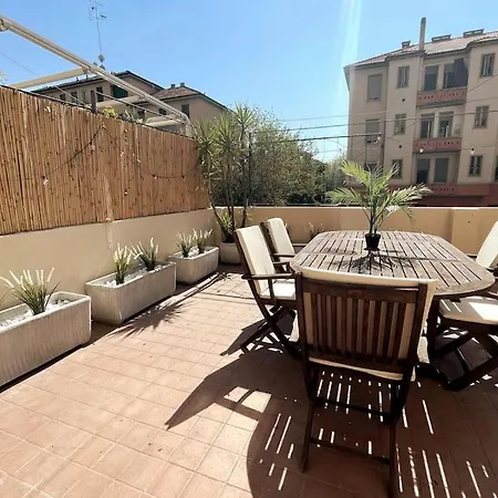 Apartament Amazing Flat With Terrace