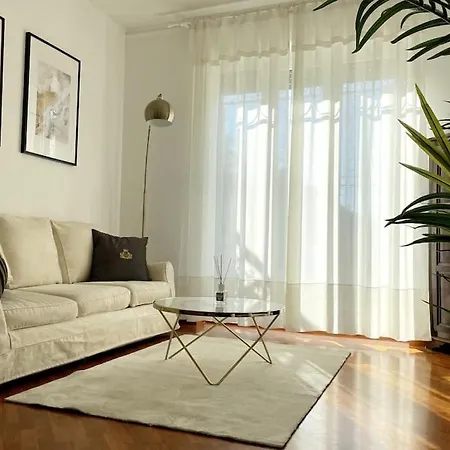 Apartament Amazing Flat With Terrace Mediolan