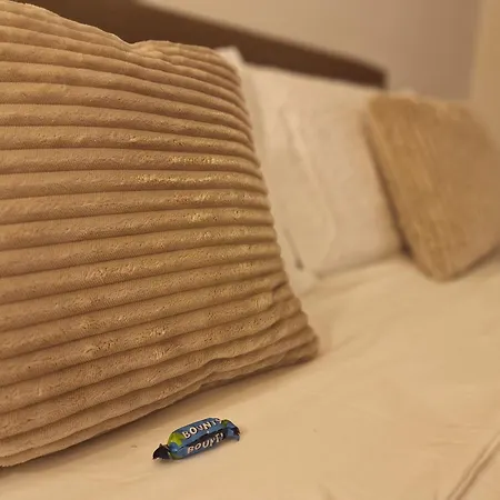 Apartment Regina In Porta Romana 3 - Sky Tv, Wifi & Breakfast Box