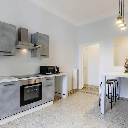Spacious In Design District By Easylife Apartment *