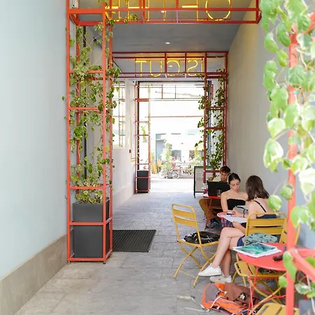 Hostel Yellowsquare Milan