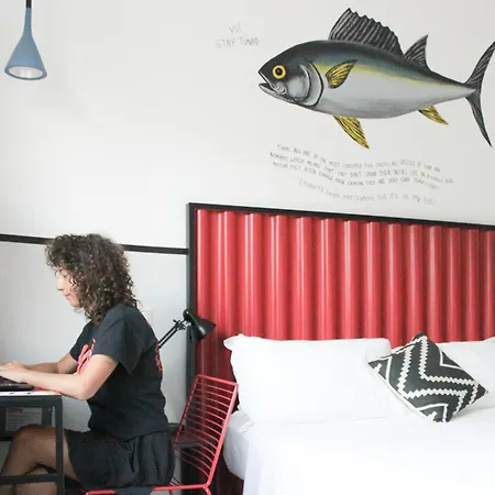 Yellowsquare Hostel