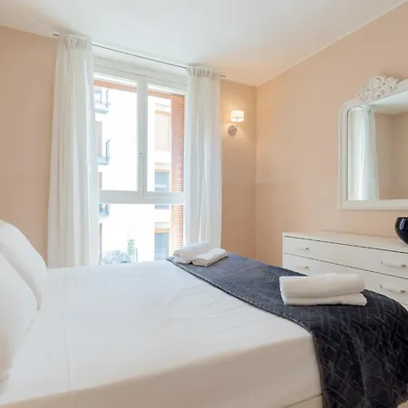 Retreats Apartment
