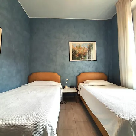 Отель Molise 2 3*