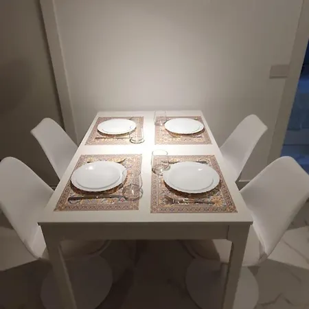 Reali Bonaccini Apartman Milánó