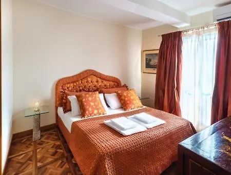 Panoramic Luxury Penthouse 6 People Apartament Mediolan