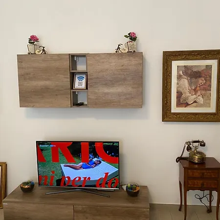 Dipinta Di Blu Daire