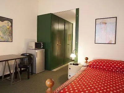 Domus Apartahotel
