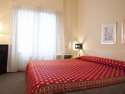 Apartahotel Domus 3*