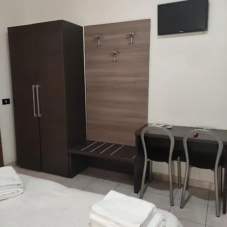 Hotel Salus *