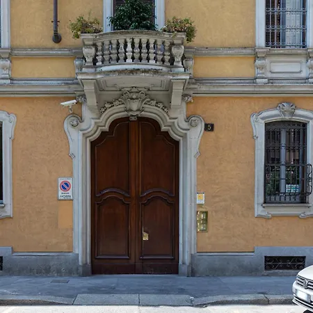 With Balcony - Collection Milan