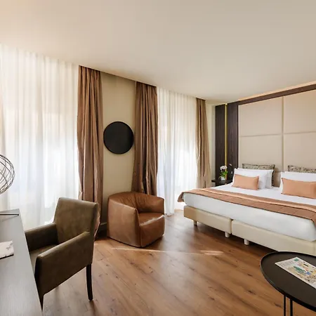 The Square Duomo - Preferred & 4*