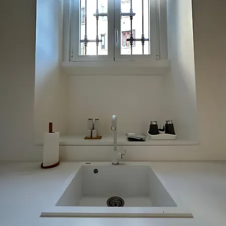 Apartment White In *