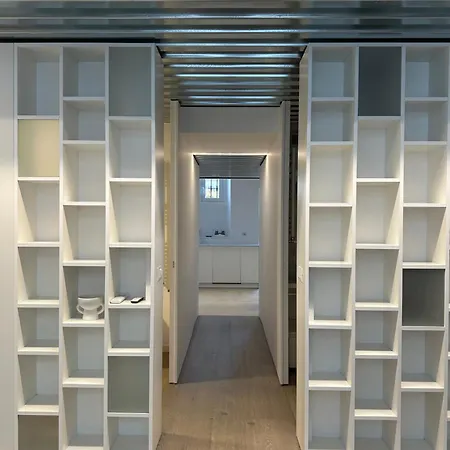 Apartment White In Milan