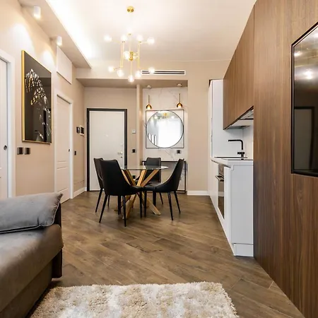 Duomo Elegant Apartment Milan
