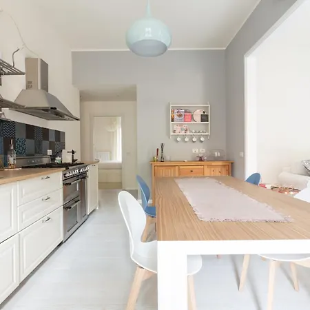Porta Volta Bright And Roomy Flat Apartament Mediolan