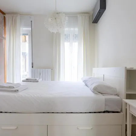 Porta Volta Bright And Roomy Flat Appartement