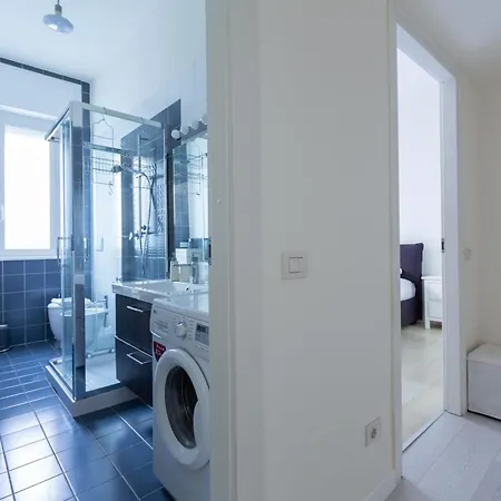 Porta Volta Bright And Roomy Flat Milán