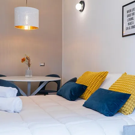 Apartament Littesuite Ippodromo Sansiro Citylife Mediolan