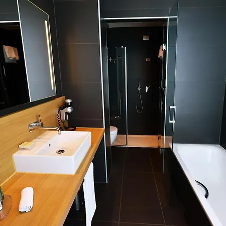 Hilton Garden North Милан
