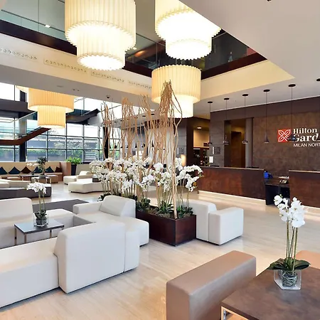 Отель Hilton Garden North Милан
