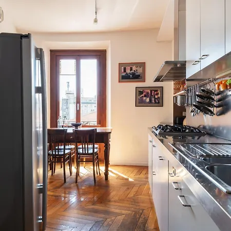 Quadrilocale Navigli Apartment