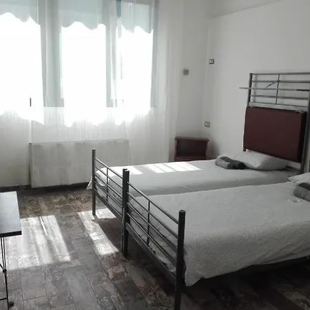 Atmos Luxe Navigli Hostel Mailand
