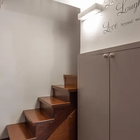 Apartamento Vittoria-duomo 15 Minuti *