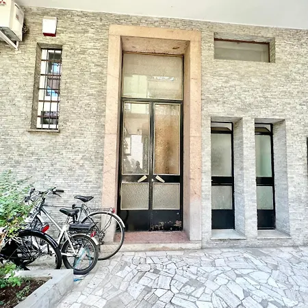 Tiny Loft-near Station, Easy Duomo And Stadio San Siro Milan