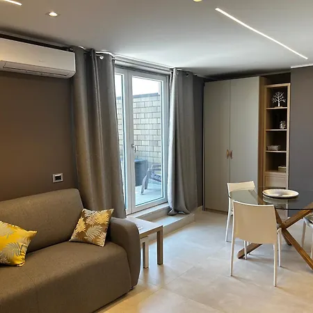 R39 Attic With Terrace And Private Parking Milano