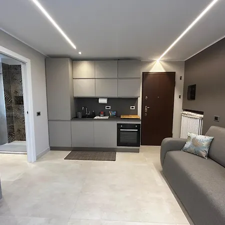 R39 Attic With Terrace And Private Parking