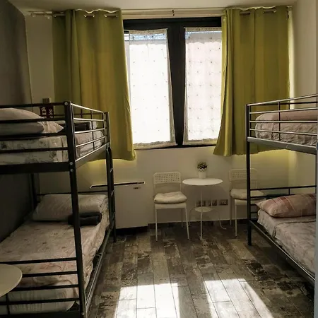 Atmos Luxe Navigli Hostel